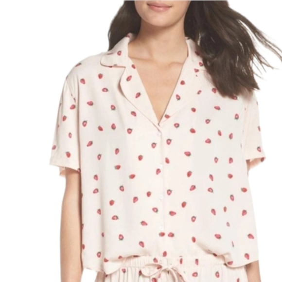 RAILS short sleeve button up crop top in Blush Strawberry size XS - Picture 3 of 11